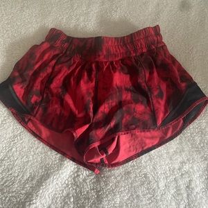lululemon hotty hot shorts